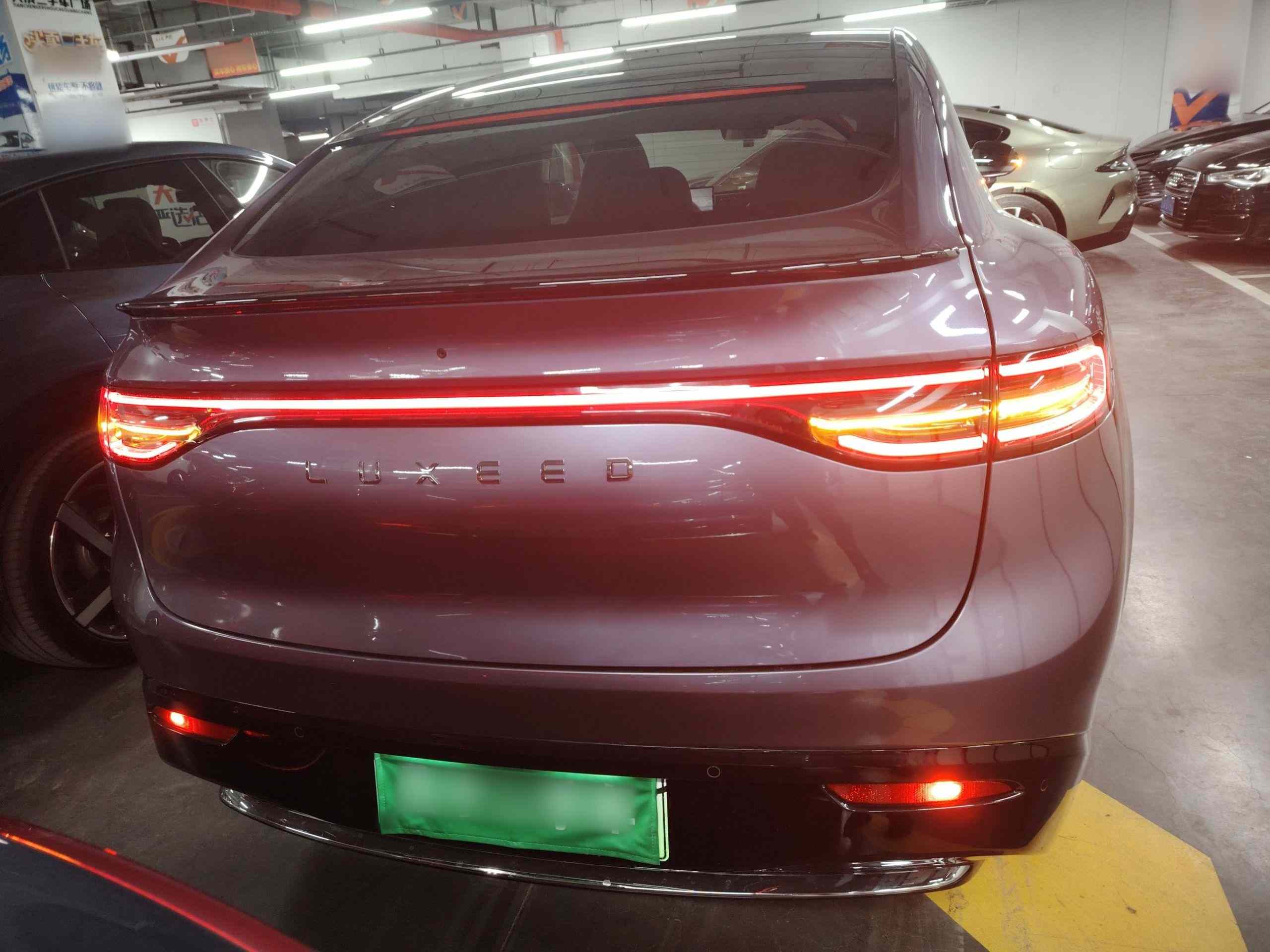鸿蒙智行 智界R7 2024款 纯电 667km Max(4)