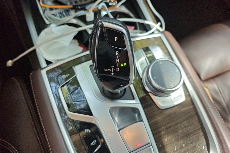 宝马7系 2019款 730Li 豪华套装局部细节18