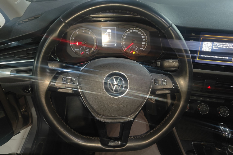 大众 宝来 2021款 1.5L 自动舒适智联版中控内饰13