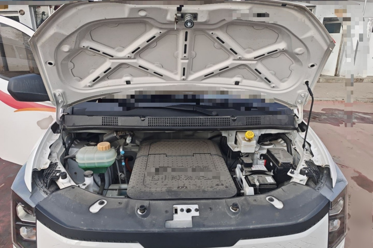 予风汽车 予风黄金仓 2025款 客车版 带慢充局部细节24