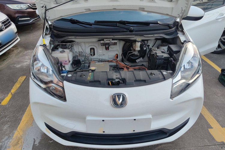 长安欧尚 奔奔E-Star 2020款 心悦版 磷酸铁锂（31.18kWh）局部细节24