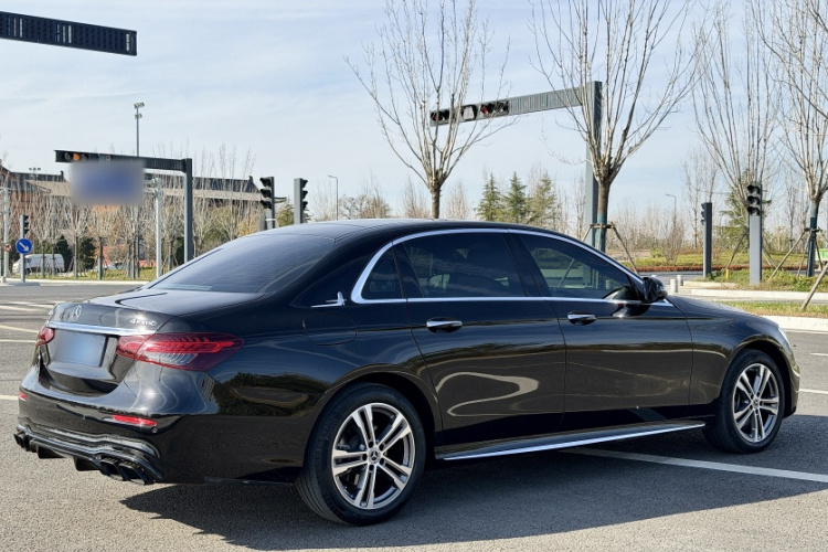 奔驰E级 2022款 改款二 E 260 L 运动型 4MATIC车身外观6002