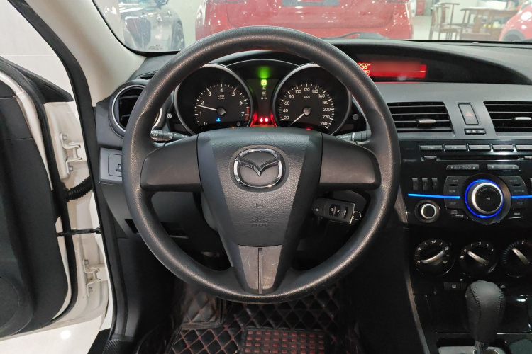 马自达3星骋 2015款 三厢 1.6L 自动舒适型局部细节13