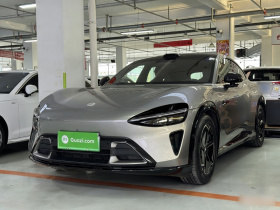 小米汽车 小米YU7 2025款 超长续航四驱Pro版