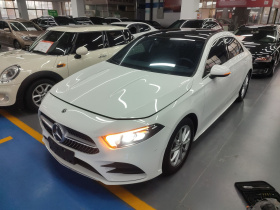 奔驰A级 2020款 改款 A 200 L 运动轿车动感型