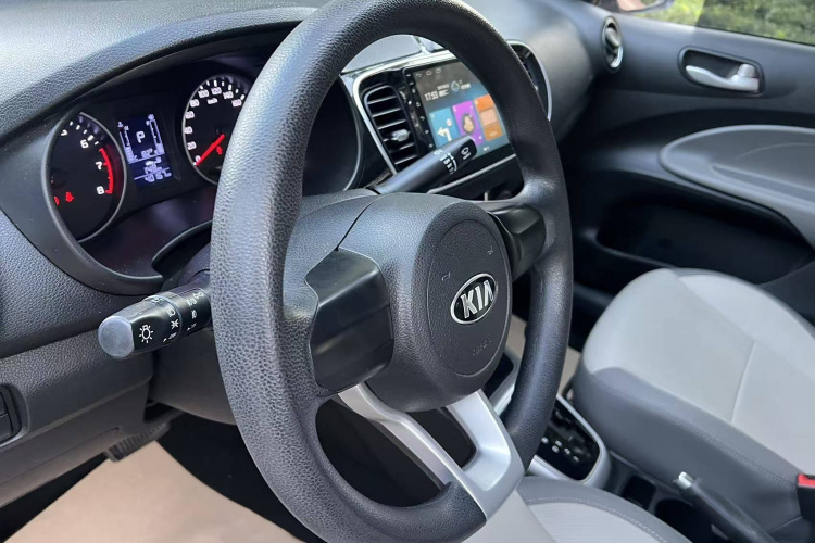 起亚 焕驰 2019款 1.4L 自动智享版Value 国VI中控内饰7004