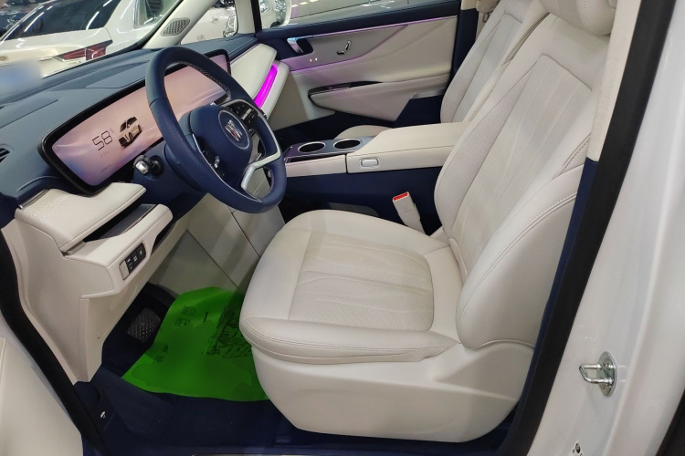 别克GL8新能源 2024款  陆尊 奢享版 7座中控内饰19