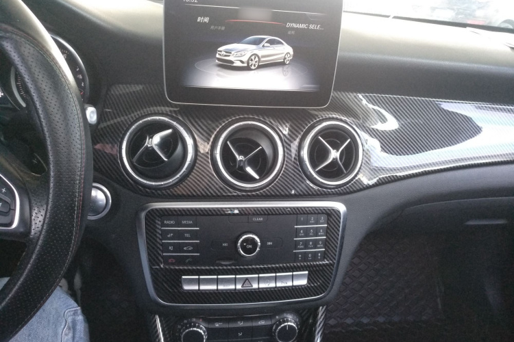 奔驰CLA 2018款 CLA 200 动感型局部细节16