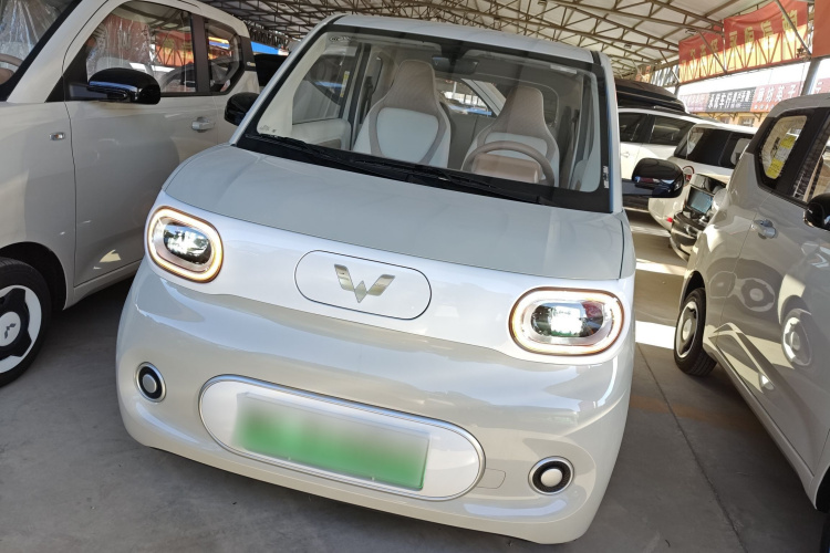 五菱汽车 宏光MINIEV 2024款 第三代 215km 青春版车身外观2