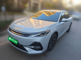 吉利银河 银河A7 2025款 EM-i 70km 豪享版