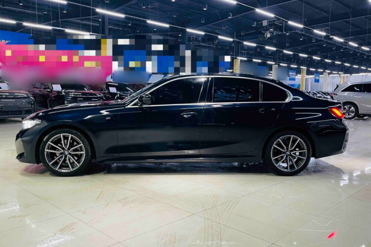 宝马3系 2024款 325Li M运动套装车身外观6006