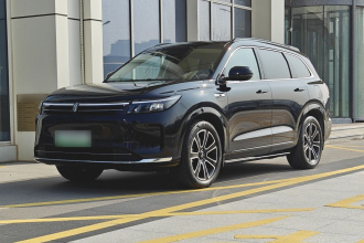 鸿蒙智行 问界M7 2024款 1.5T 智驾四驱Pro版 5座