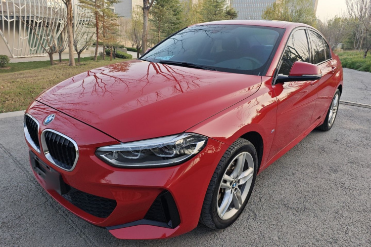 宝马1系 2020款 120i M运动套装车身外观1