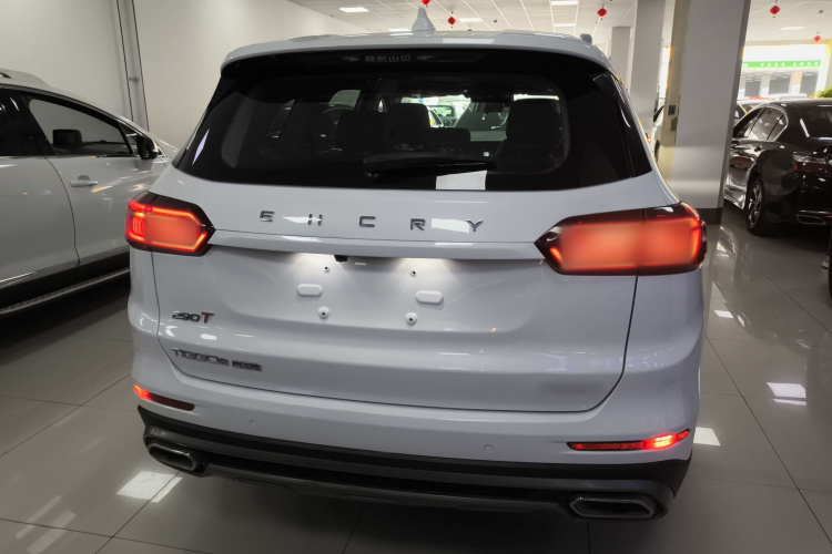 奇瑞 瑞虎8 PLUS 2021款 290TGDI DCT豪享版车身外观6004