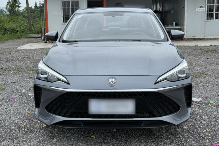 荣威i5 2023款 1.5L CVT尊荣版车身外观6001