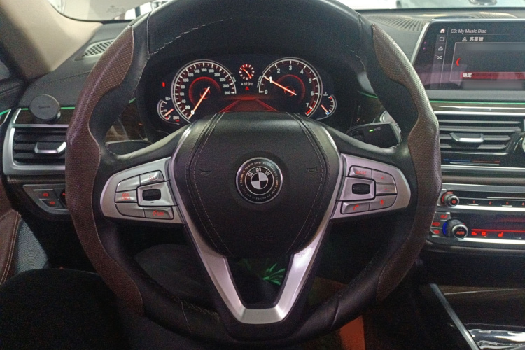 宝马7系 2018款 730Li 领先型 卓越套装局部细节13