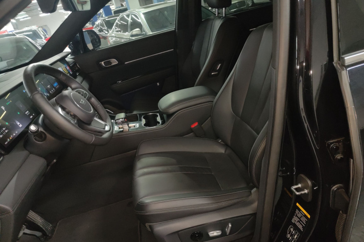 理想汽车 理想ONE 2020款 增程6座版局部细节19