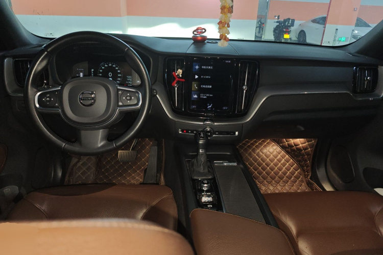沃尔沃XC60 2021款 T5 四驱智逸豪华版中控内饰12