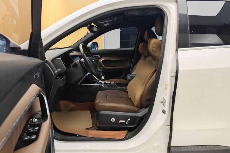 哈弗H6 2017款 红标 2.0T 自动两驱智尚型车身外观6009