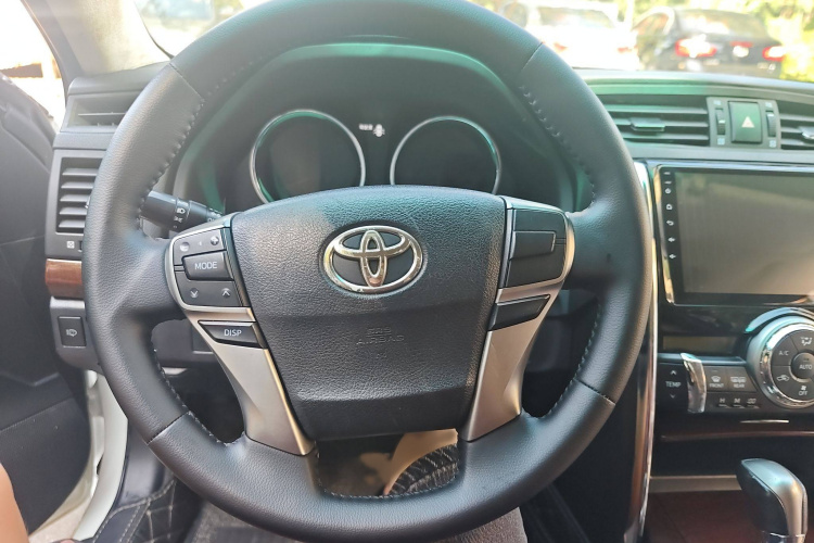 丰田 锐志 2013款 2.5V 菁锐版局部细节13