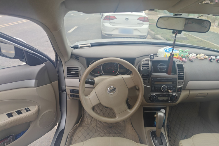 日产 轩逸 2012款 经典 1.6XE 自动舒适版局部细节13