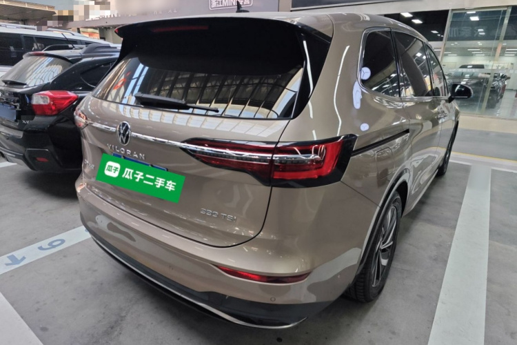 大众 威然 2020款 330TSI 豪华版车身外观7