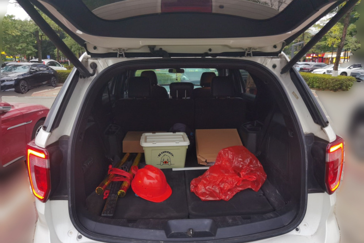 福特 探险者(进口) 2017款 2.3T 精英版局部细节23