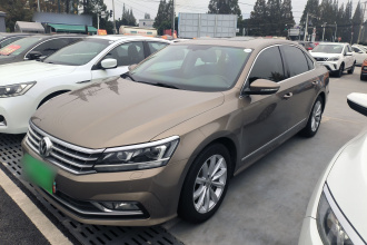 大众 帕萨特 2016款 330TSI DSG御尊版