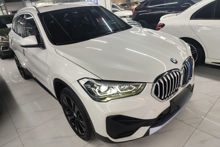 宝马X1 2020款 sDrive20Li 时尚型车身外观6002