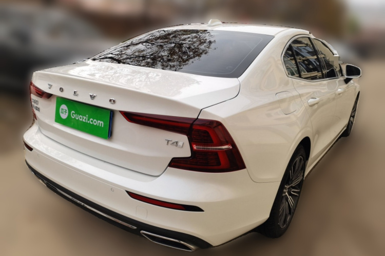 沃尔沃S60 2021款 T4 智远豪华版车身外观6005