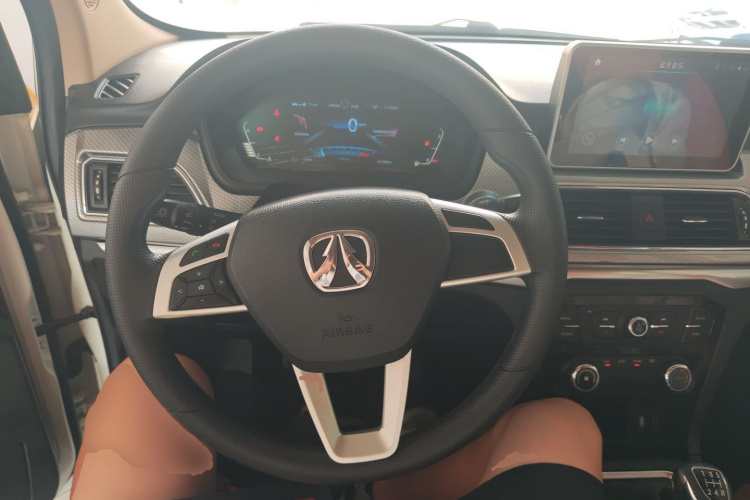 北汽威旺M50F 2017款 1.5L 舒适型局部细节13