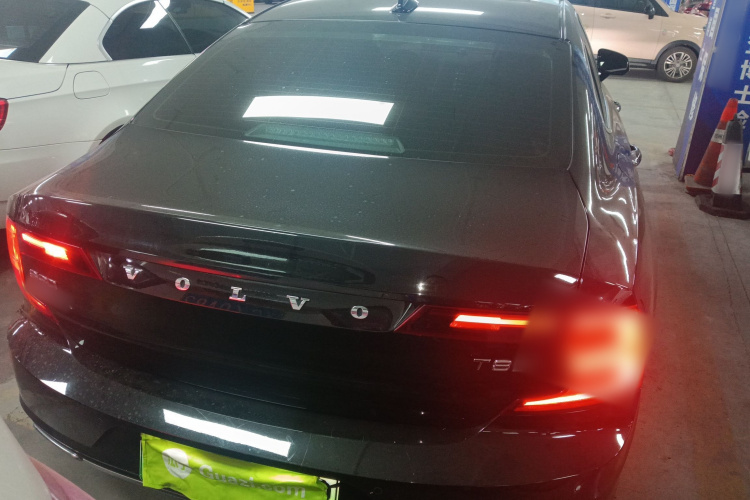 沃尔沃S90新能源 2020款 T8 E驱混动 智逸豪华版车身外观6