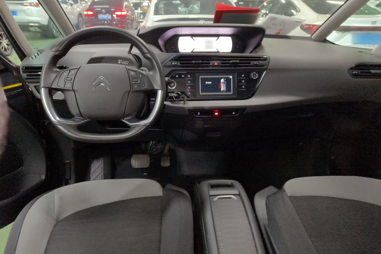 雪铁龙 C4 PICASSO 2015款 Grand 1.6T 时尚型 7座中控内饰12