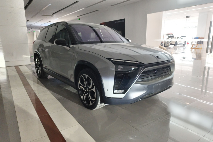 蔚来ES8 2020款 580KM 签名版 六座版车身外观6002