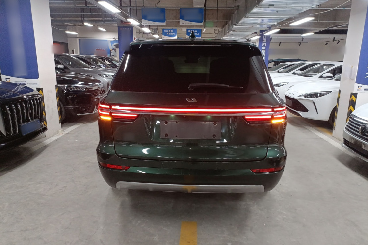 理想汽车 理想ONE 2021款 增程6座版车身外观6