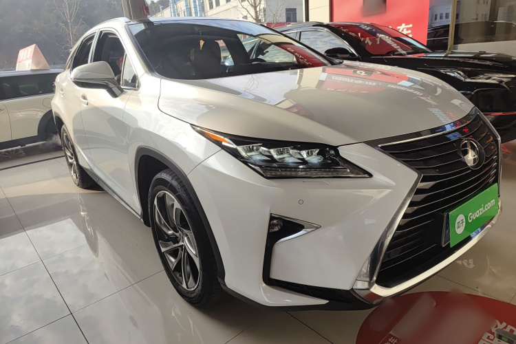 雷克萨斯RX 2016款 300 四驱典雅版 国V车身外观3