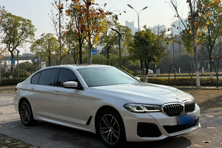 宝马5系 2021款 改款 525Li M运动套装车身外观6002