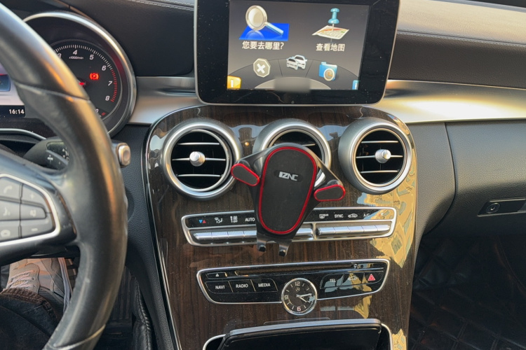 奔驰C级 2015款 改款 C 200 L中控内饰7003