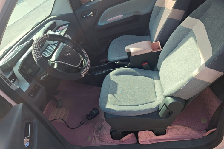 五菱汽车 宏光MINIEV 2021款 马卡龙时尚款 三元锂中控内饰19