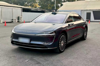 鸿蒙智行 享界S9 2025款 增程 Ultra