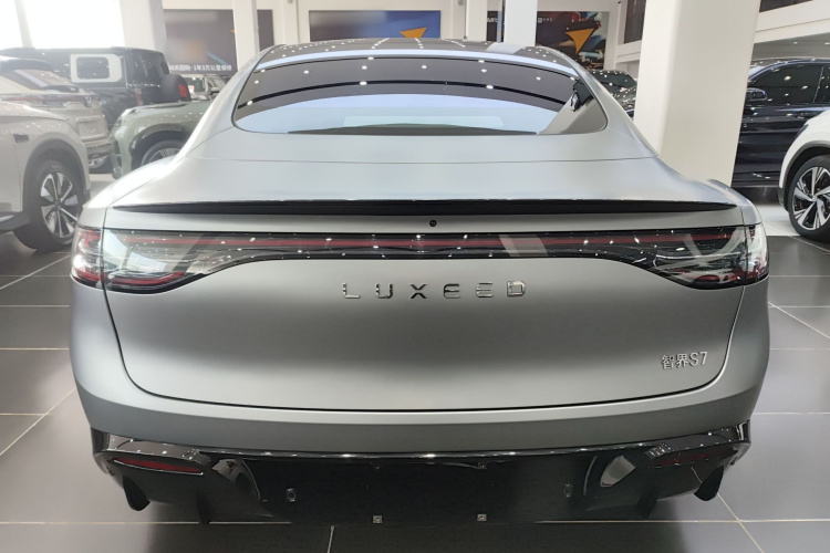 鸿蒙智行 智界S7 2024款 Max RS 四驱性能版车身外观6004