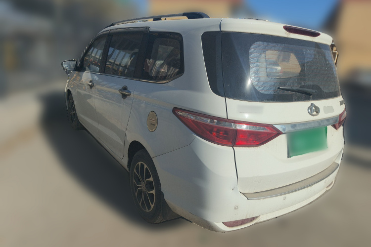 长安凯程 长安欧尚A600 2016款 1.5L 手动豪华型7座车身外观6003