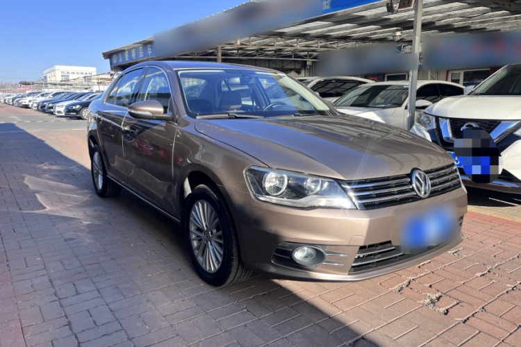 大众 宝来 2014款 1.6L 自动豪华型车身外观6002