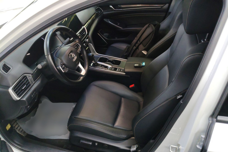 本田 雅阁 2022款 260TURBO 幻夜·尊贵版中控内饰19