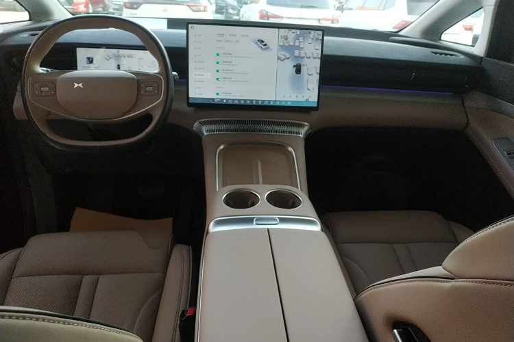 小鹏X9 2024款 640四驱高性能Max中控内饰7002