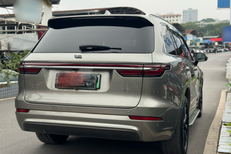 理想汽车 理想ONE 2020款 增程6座版车身外观6003