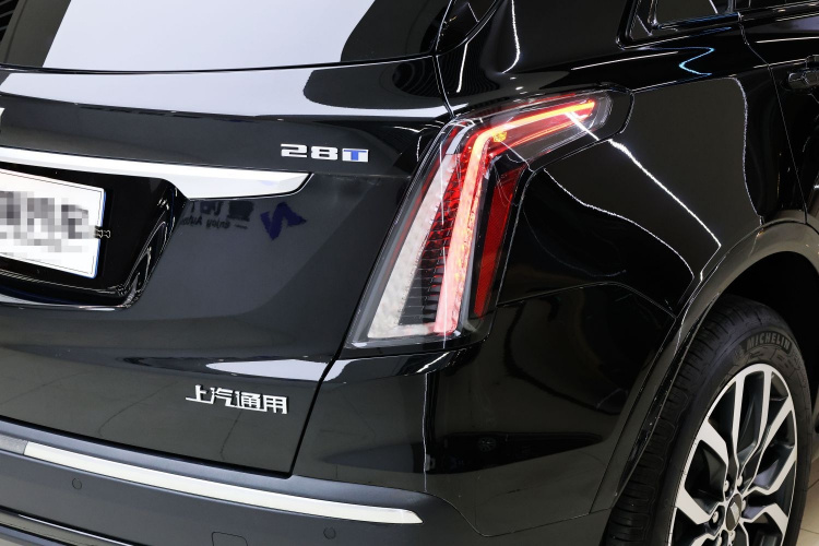 凯迪拉克XT5 2022款 2.0T 四驱尊贵型车身外观6012