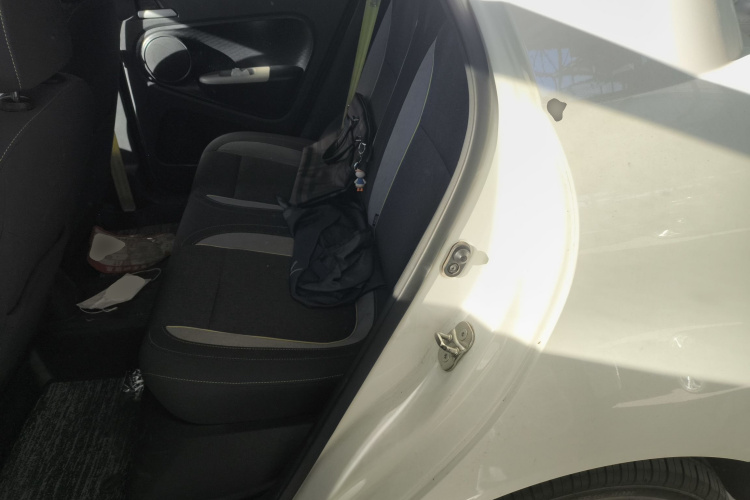 欧拉黑猫 2021款 351km 标准型中控内饰21