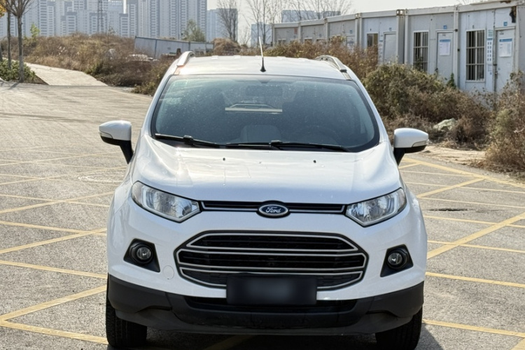 福特 翼搏 2013款 1.5L 手动风尚型车身外观6002