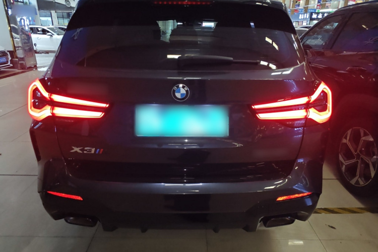 宝马X3 2023款 xDrive30i 领先型 M曜夜套装车身外观6